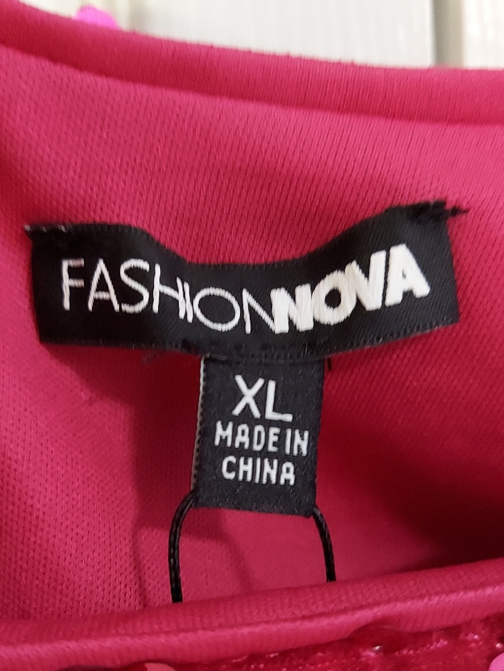 Fashion Nova Dress, New! Size XL, Magenta Pink, Sequins Feathers - Picture 4 of 10